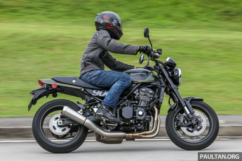 REVIEW: Honda CB1100RS vs BMW R nineT vs Ducati Scrambler vs Kawasaki Z900RS vs Triumph Bonneville 952331