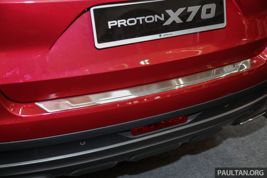 Official Proton X70 accessories for exterior and cabin 951086