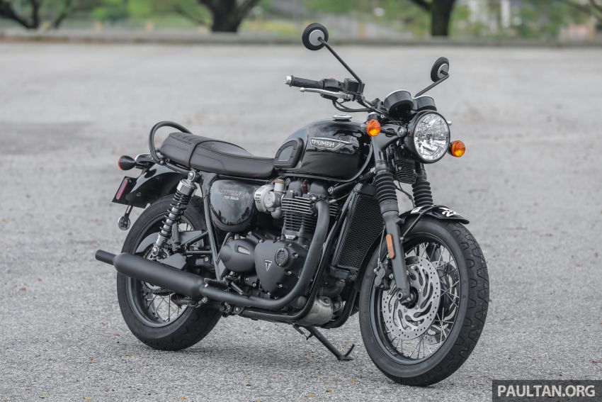 REVIEW: Honda CB1100RS vs BMW R nineT vs Ducati Scrambler vs Kawasaki Z900RS vs Triumph Bonneville 952337