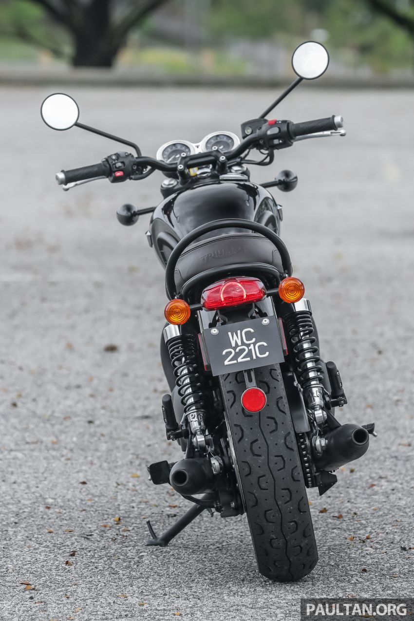 REVIEW: Honda CB1100RS vs BMW R nineT vs Ducati Scrambler vs Kawasaki Z900RS vs Triumph Bonneville 952352