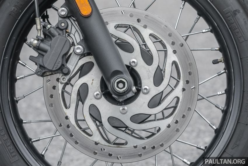 REVIEW: Honda CB1100RS vs BMW R nineT vs Ducati Scrambler vs Kawasaki Z900RS vs Triumph Bonneville 952361
