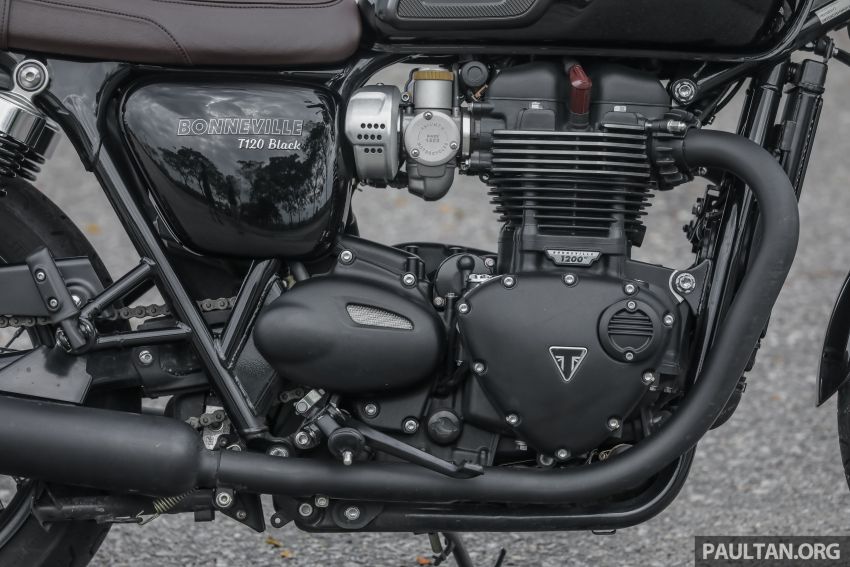 REVIEW: Honda CB1100RS vs BMW R nineT vs Ducati Scrambler vs Kawasaki Z900RS vs Triumph Bonneville 952371