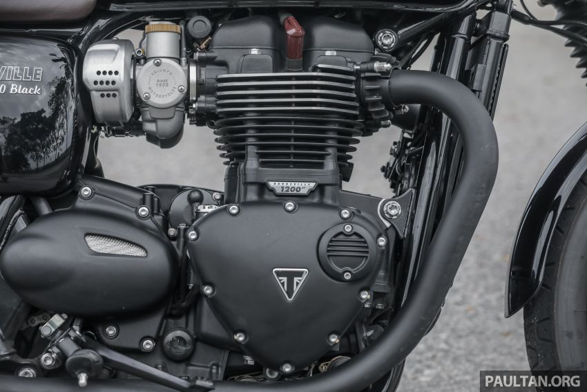 REVIEW: Honda CB1100RS vs BMW R nineT vs Ducati Scrambler vs Kawasaki Z900RS vs Triumph Bonneville 952372
