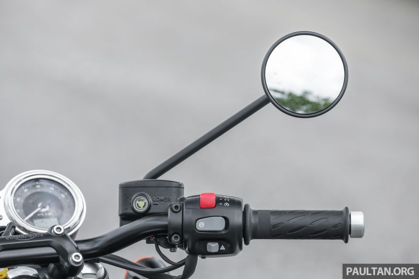 REVIEW: Honda CB1100RS vs BMW R nineT vs Ducati Scrambler vs Kawasaki Z900RS vs Triumph Bonneville 952384