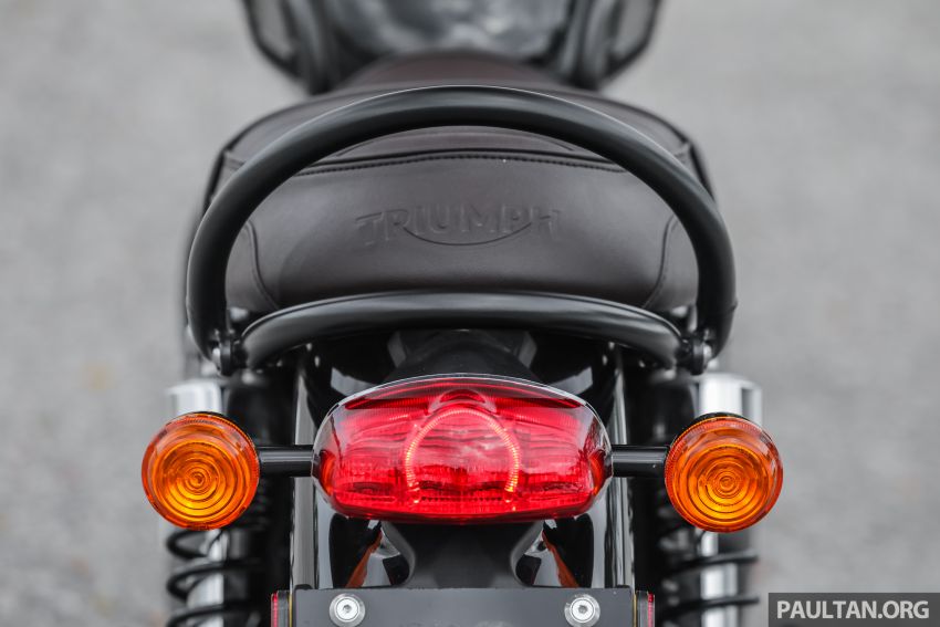 REVIEW: Honda CB1100RS vs BMW R nineT vs Ducati Scrambler vs Kawasaki Z900RS vs Triumph Bonneville 952395