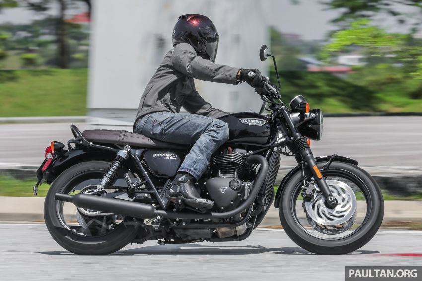 REVIEW: Honda CB1100RS vs BMW R nineT vs Ducati Scrambler vs Kawasaki Z900RS vs Triumph Bonneville 952402