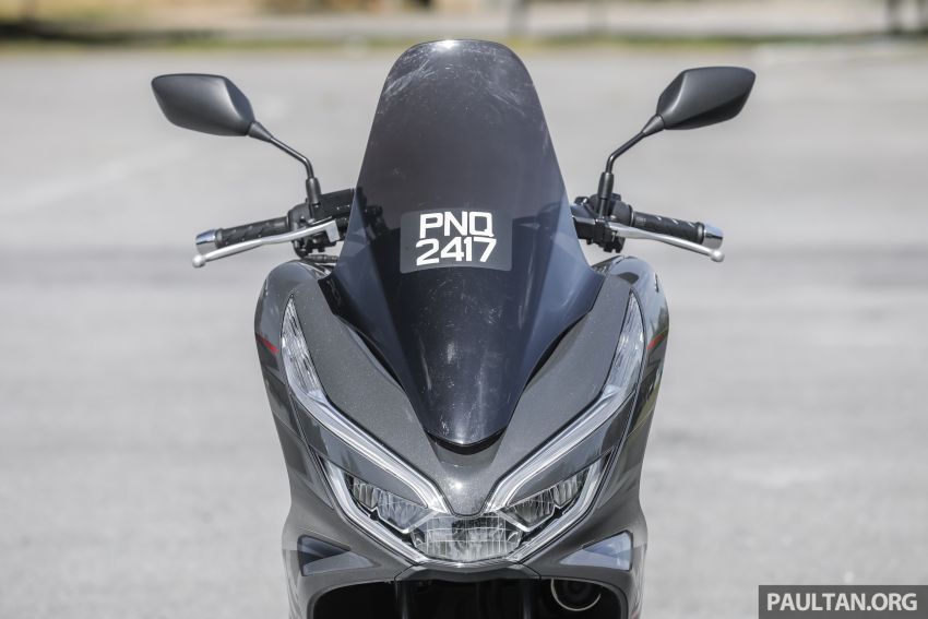 REVIEW: 2019 Honda PCX Hybrid and PCX 150 968597