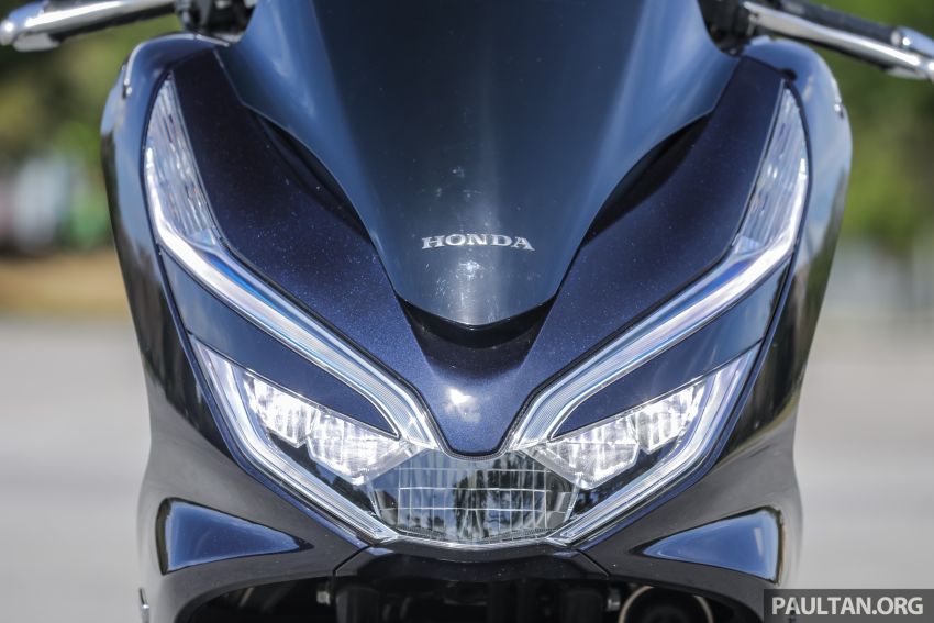 REVIEW: 2019 Honda PCX Hybrid and PCX 150 968679