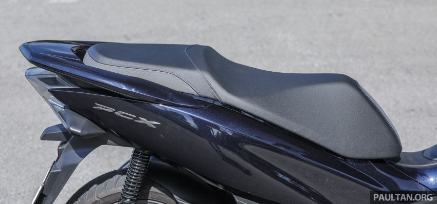 REVIEW: 2019 Honda PCX Hybrid and PCX 150 968727