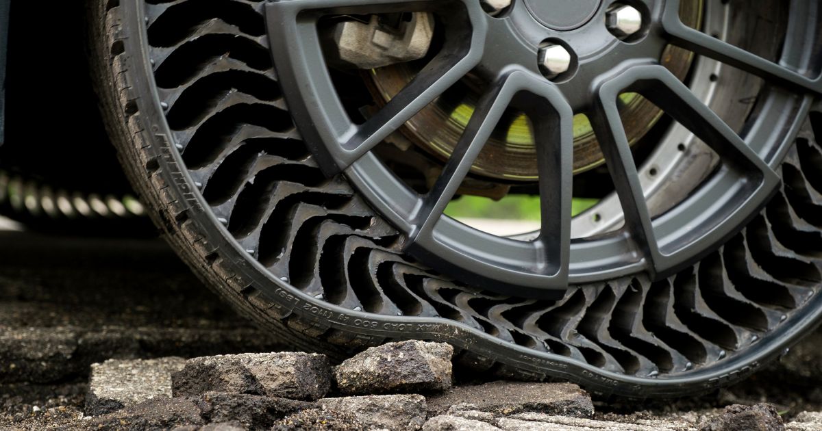 Michelin Uptis airless tyre announced, debut by 2024