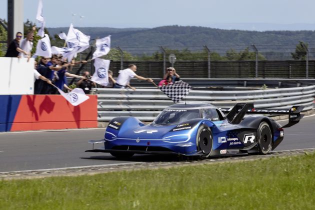 Volkswagen ID.R sets new Nurburgring EV record