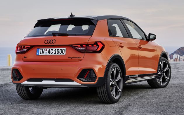 Audi A1 citycarver shown: SUV look, raised ride height