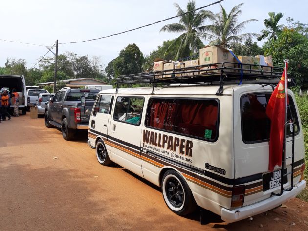 Nissan Urvan 1982 campervan – kembara keluarga, angkut 500 kg beras lalu Titiwangsa; semua bisa diatur