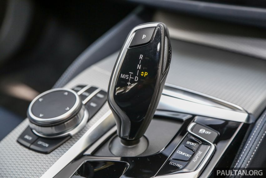 FIRST DRIVE: G30 BMW 520i Luxury and 530e M Sport 1003622