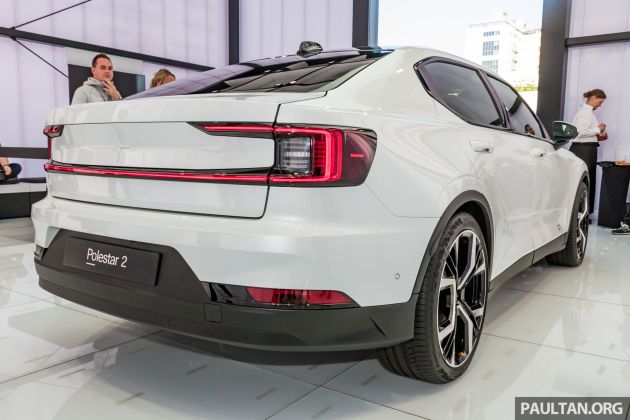 Polestar 2 EV dipamer di Frankfurt – 408 hp, 660 Nm!