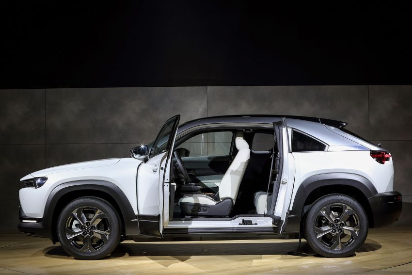 Tokyo 2019: Mazda MX-30 – brand’s first EV debuts with 141 hp, 264 Nm, 209 km EV range, suicide doors! 1033848