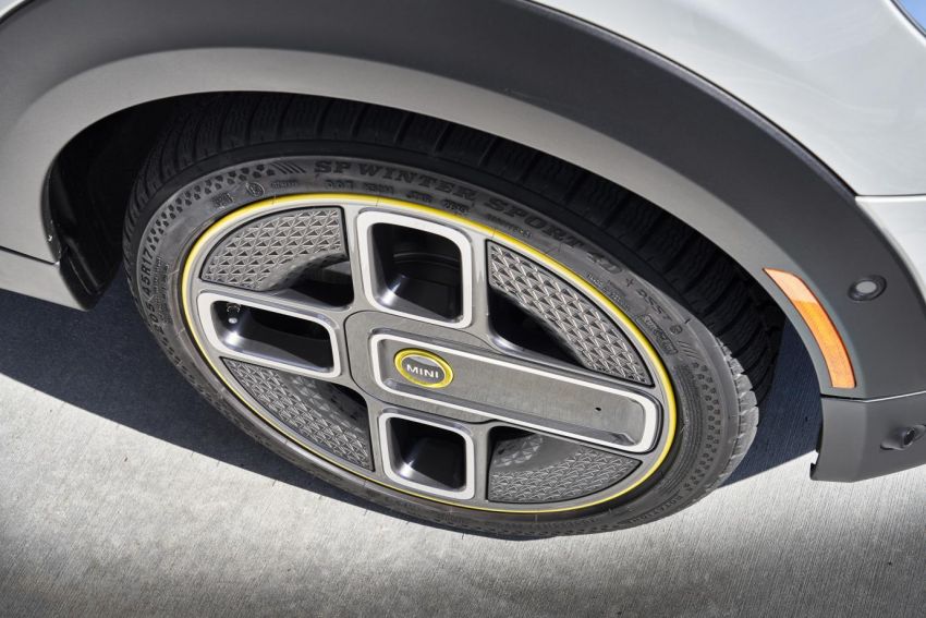 2020 MINI Cooper SE – more technical details revealed 1076070