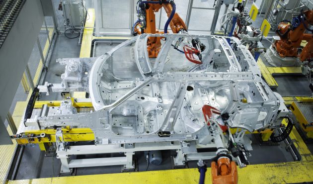 Jaguar Land Rover kurangkan keluaran di 2 kilangnya di UK dek permintaan susut, bukan sebab coronovirus