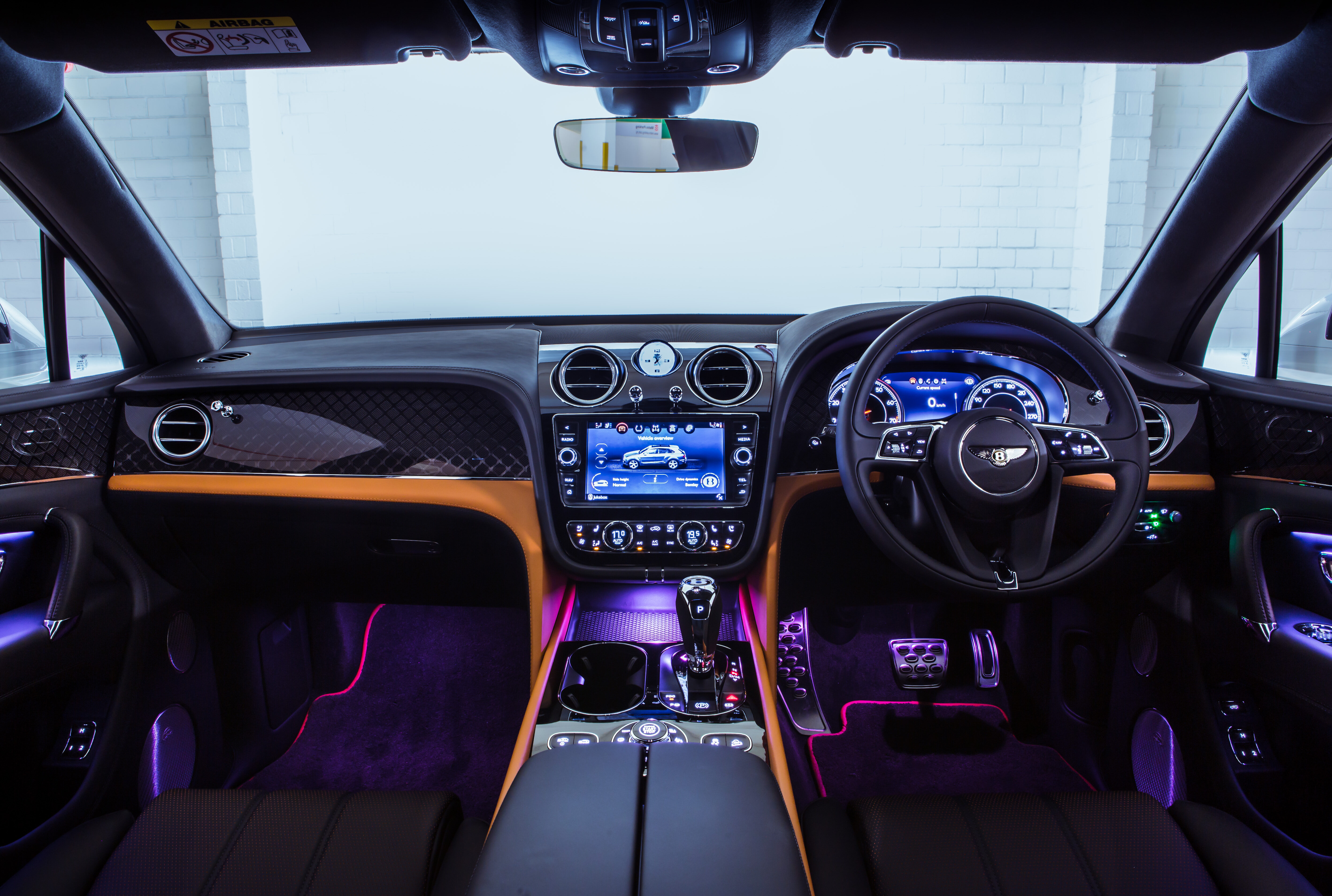 Bentley Bentayga V8 Design Series kini di Malaysia – RM1.045 juta sebelum cukai, hanya 1 unit ditawarkan