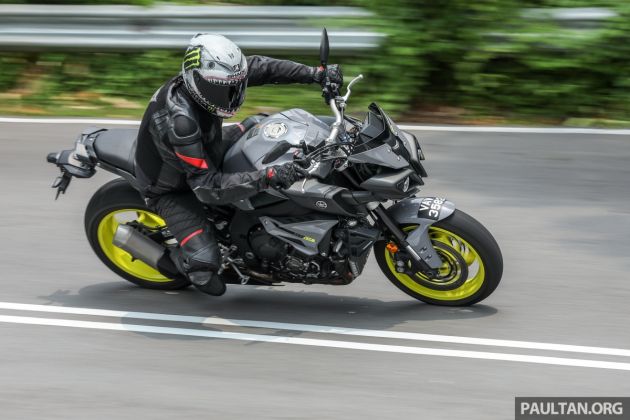 Why do Malaysians like to ride motorcycles? Isn’t it dangerous? What if it rains? – Mohan explains it all