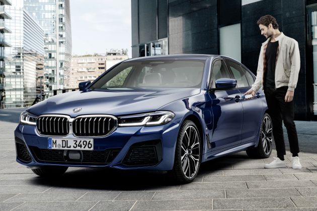 BMW to be the first carmaker to support Apple’s new CarKey feature – use your iPhone as a digital car key