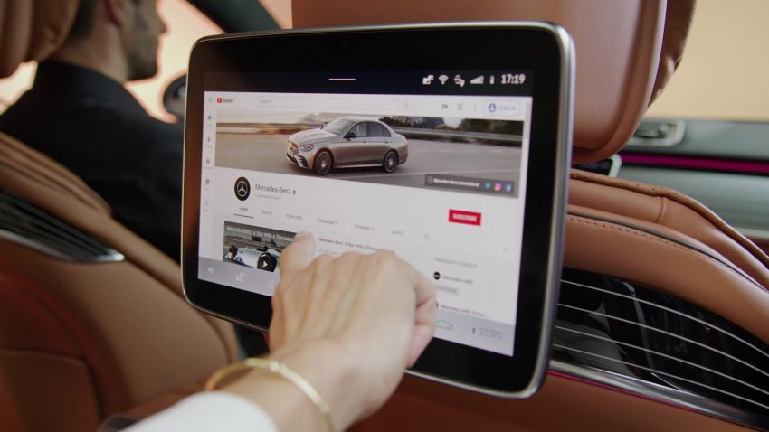 W223 Mercedes-Benz S-Class’ new MBUX detailed – 12.8-inch touchscreen, AR HUD, Interior Assist 1143342