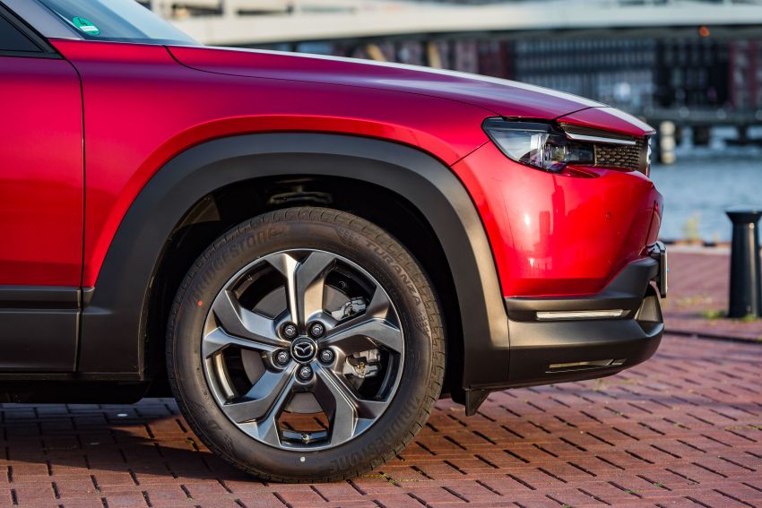 Mazda MX-30 EV launched in the UK – from RM137k 1184961