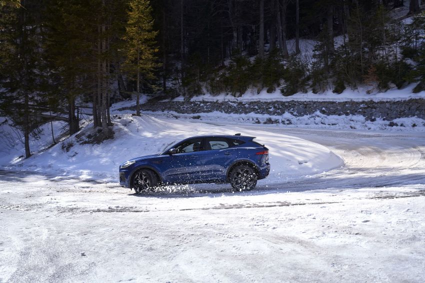 2021 Jaguar E-Pace – 309 PS 1.5L three-cylinder PHEV, 1.5L and 2.0L MHEVs; revised exterior and interior 1200925