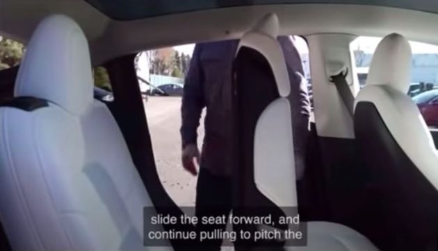Tesla Model Y third-row seats offer 6 inches of legroom
