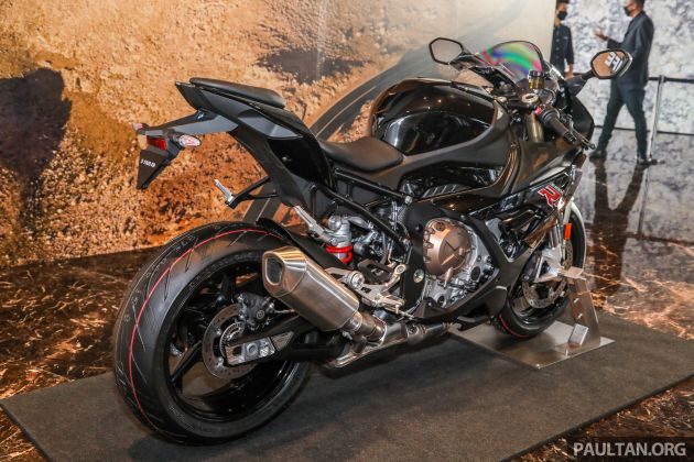 2021 BMW Motorrad S1000RR now in Malaysia – standard at RM121,500, M Package at RM138,500