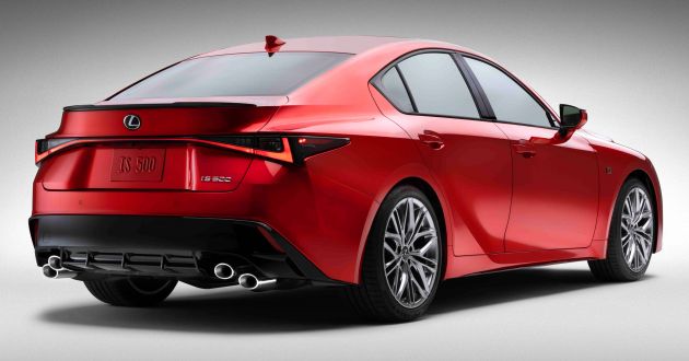Lexus IS 500 F Sport Performance – enjin V8 5.0L 472 hp, pacuan roda belakang, 0-96 km/j dalam 4.5 saat