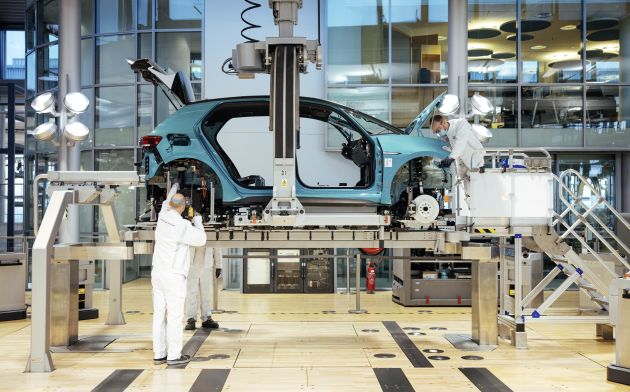 Volkswagen may axe up to 100,000 jobs in a bid to reduce costs, become more efficient – CEO Blume