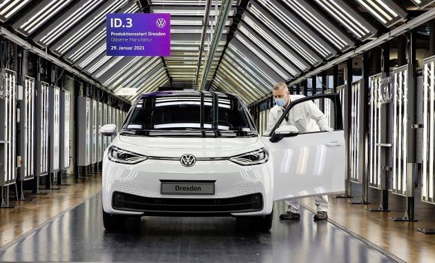 Volkswagen ID.3 production starts at Transparent Factory in Dresden, which will be ‘Home of the ID’