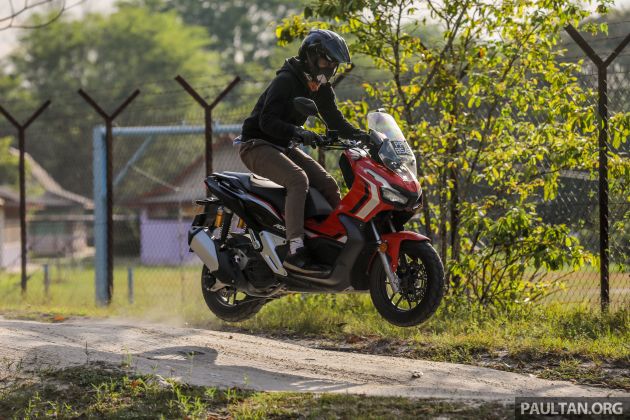 TUNGGANG UJI: Honda ADV 150 – menyinar pada bahagian yang bukan boleh dilihat, perlu dirasa