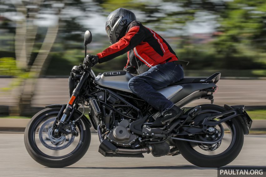 REVIEW: 2021 Husqvarna Vitpilen 401 – off-road hooliganism now comes with on-road manners 1289427