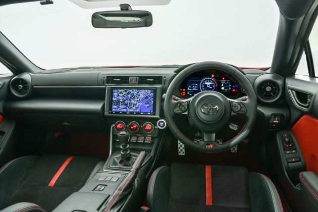 Toyota GR 86 didedah di Jepun – 2.4L NA boxer 4 silinder, 235 PS/250 Nm, masih kembar Subaru BRZ