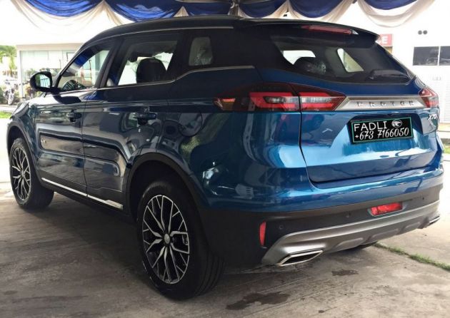 Proton X70 Exclusive Edition untuk pasaran Brunei — hanya 37 unit, warna dwi-tona, rim baru, kulit Nappa