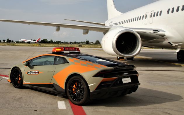 Lamborghini Huracán Evo renewed as follow-me car for Bologna Airport – deal extended for seventh time