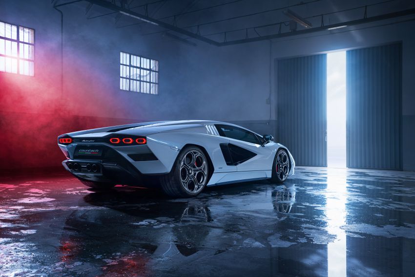 Lamborghini Countach LPI 800-4 debuts – an icon reborn with an 814 PS hybrid powertrain; just 112 units 1330645