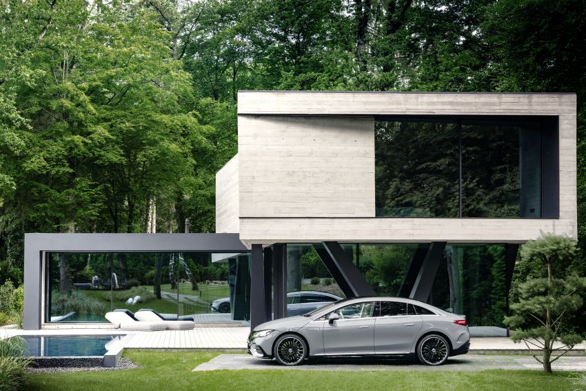 Mercedes-Benz EQE revealed – electric E-Class equivalent is a smaller EQS with 292 PS, 660 km range 1341400