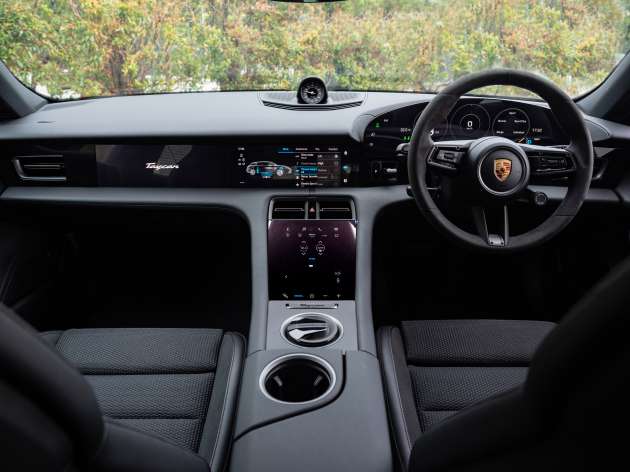 Porsche Taycan Cross Turismo 2021 dilancarkan di Malaysia – crossover elektrik sport bermula RM645k