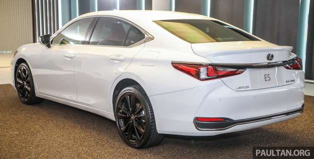 Lexus ES 250 facelift 2022 dilancarkan di Malaysia — Premium, Luxury dan F Sport baru, harga dari RM296k