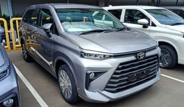 Toyota Avanza 2022 – rupa model biasa bukan Veloz terdedah – perbezaan jelas depan dan belakang