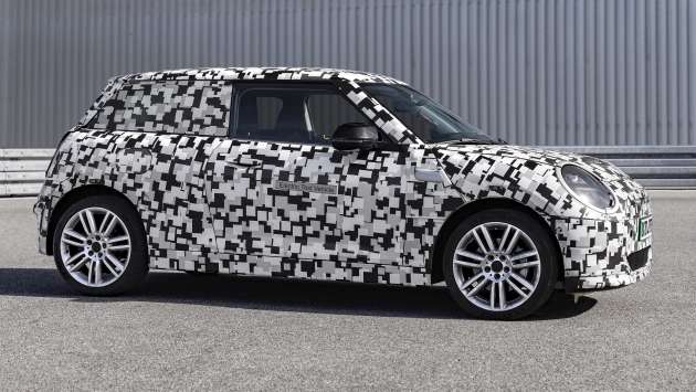 2023 MINI 3-door electric version shown – built by Great Wall in China alongside sub-Countryman SUV