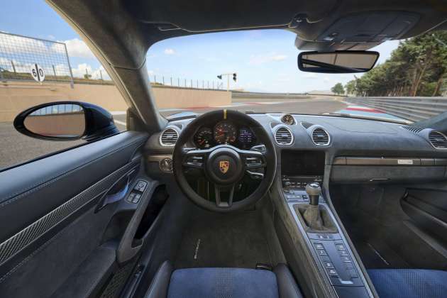 Porsche 718 Cayman GT4 RS didedahkan – 4.0L NA dari 911 GT3, 500 PS/450 Nm, 0-100km/h dalam 3.4s