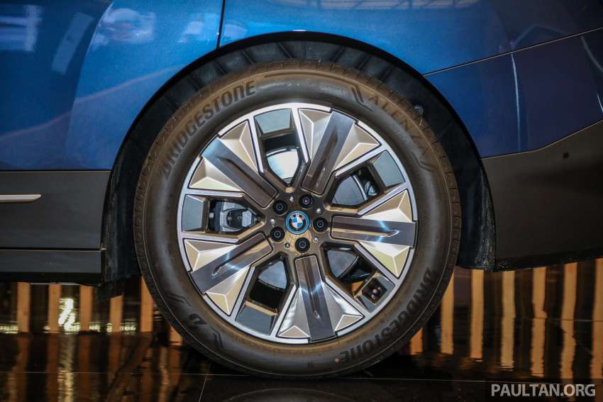 GALLERY: BMW iX xDrive40 in Malaysia – EV SUV with 322 hp, 630 Nm, 425 km range; priced from RM420k 1389220