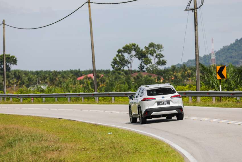 Toyota Corolla Cross 1.8 Hybrid CKD dilancar di M’sia bersama varian 1.8G, 1.8V CKD, dari RM123k-RM137k 1405864