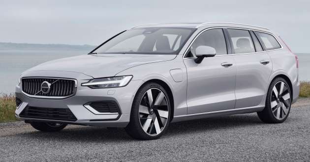 2023 Volvo S60, V60 revealed – no more R-Design, tailpipes; PHEVs get bigger battery and 90 km range