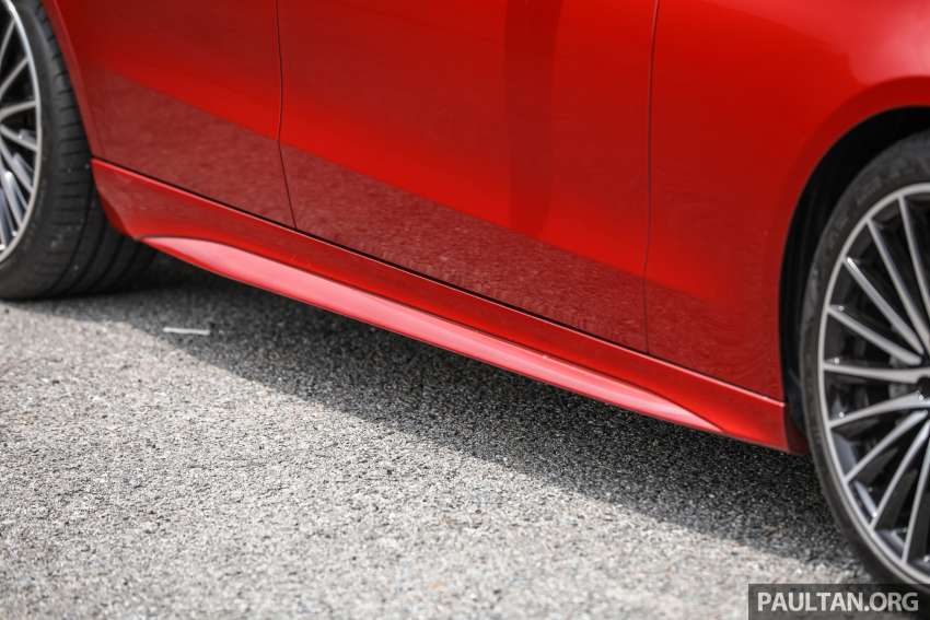 2022 W206 Mercedes-Benz C200 Avantgarde vs C300 AMG Line in Malaysia: which C-Class should you buy? 1445011