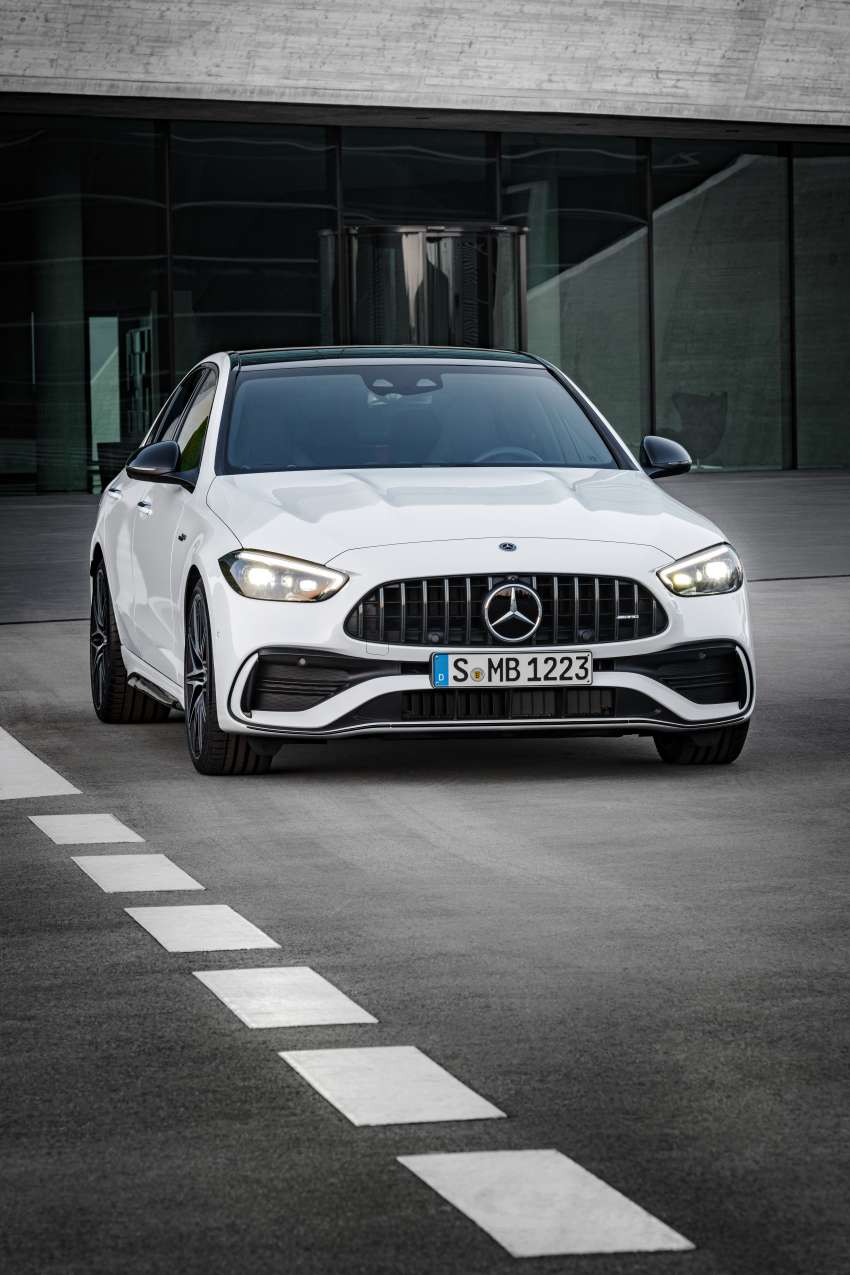 W206 Mercedes-AMG C43 4Matic – 2.0T four-cylinder replaces 3.0T V6; 408 PS, 500 Nm with electric turbo 1449476